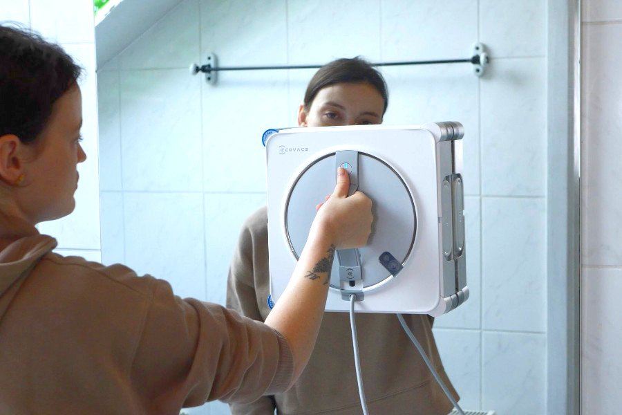 Ecovacs Winbot W2S Omni