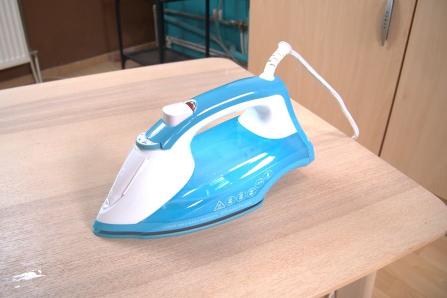 Russell Hobbs Light and Easy Brights Aqua